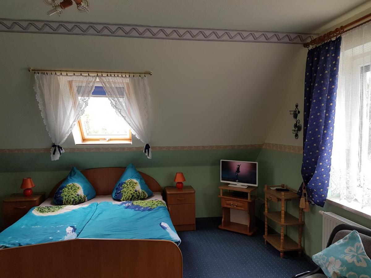 Landpension Zum Schweizerberg Neugrimnitz Buitenkant foto