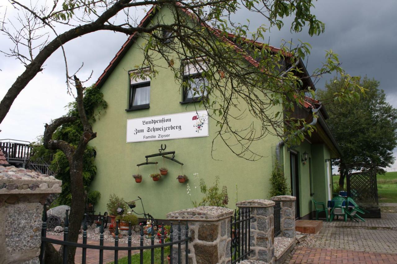 Landpension Zum Schweizerberg Neugrimnitz Buitenkant foto